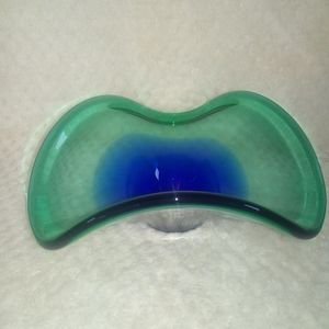 Beautiful Hand Blown Art Glass Bowl Ruffle Edge